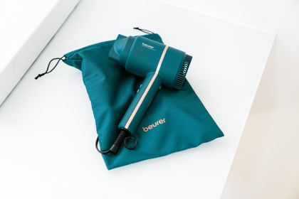 Сешоар Beurer HC 35 Ocean Compact hair dryer, 2000 W, nozzle attachment, Ion function, LED display, 3 heat settings, 3 blower settings, cold air, overheating protection, Bag