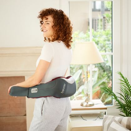 Масажор Beurer MG 151 3D Shiatsu massager;for shoulders, neck, back and legs; 3D massage heads; 8 rotating Shiatsu massage heads; Clockwise/anti-clockwise rotation; 3 levels; automatic switch-off; light and heat function