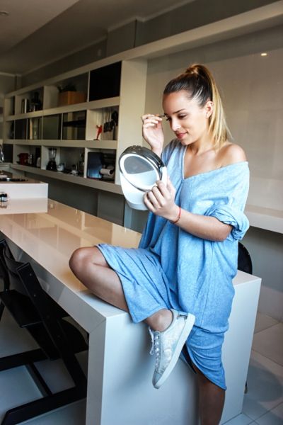 Козметично огледало Beurer BS 49 lluminated cosmetic mirror; 12 LEDs; 5 x zoom; 2 mirrors; 11 cm