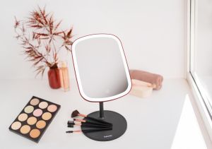 Козметично огледало Beurer BS 47 LE